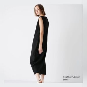 Uniqlo Black Midi Dress